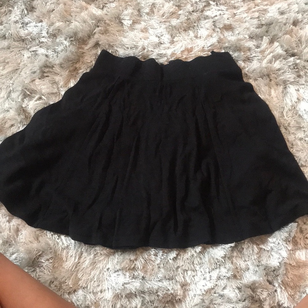 Black skater skirt